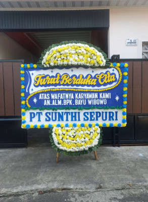 Papan Bunga Duka di Badar